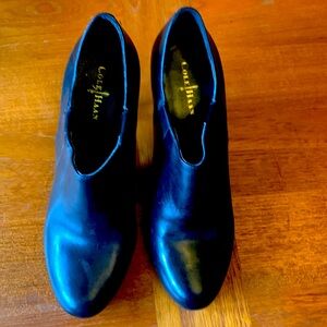 Cole Haan high heel shoes 6.5B black leather